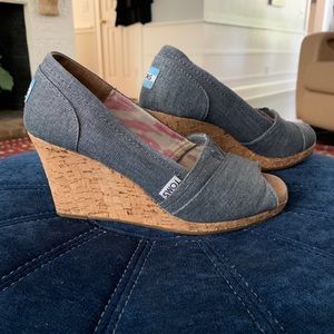 Toms Wedges